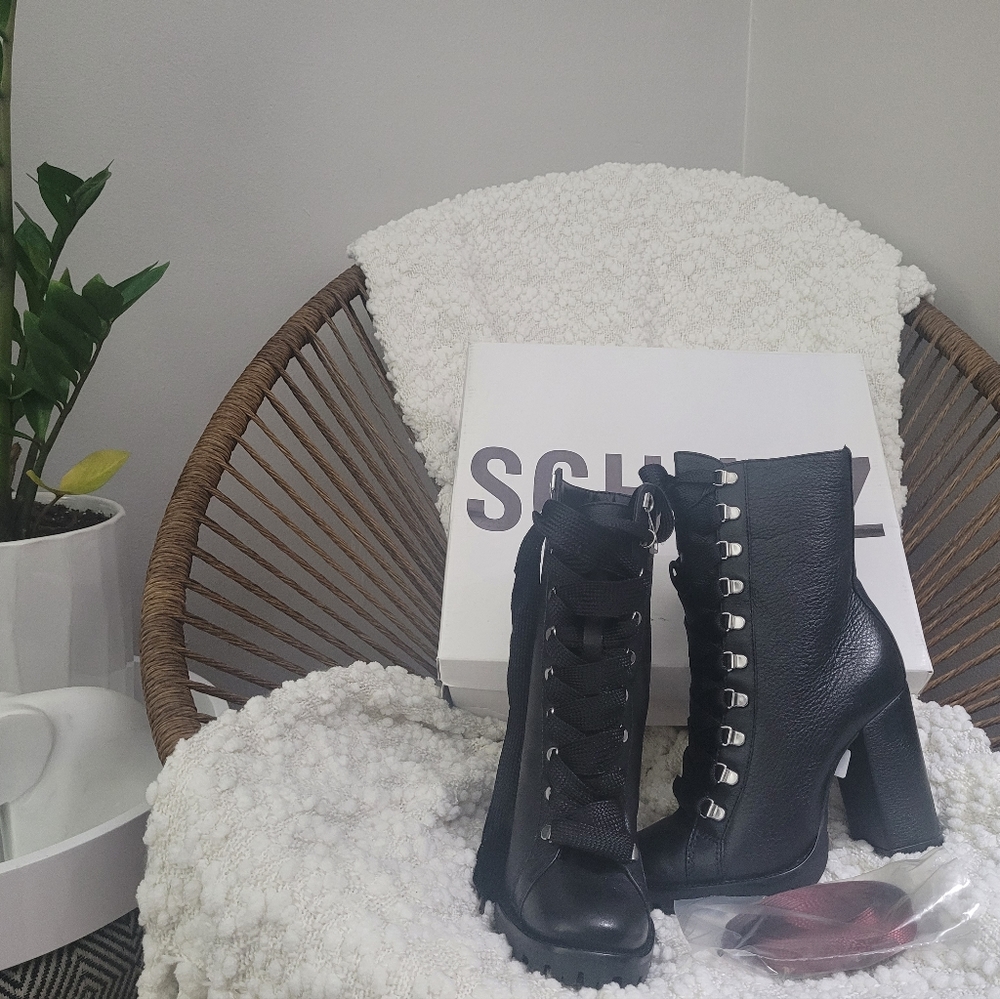 Schutz Zara Lace up Boot (Black, USA size 6)